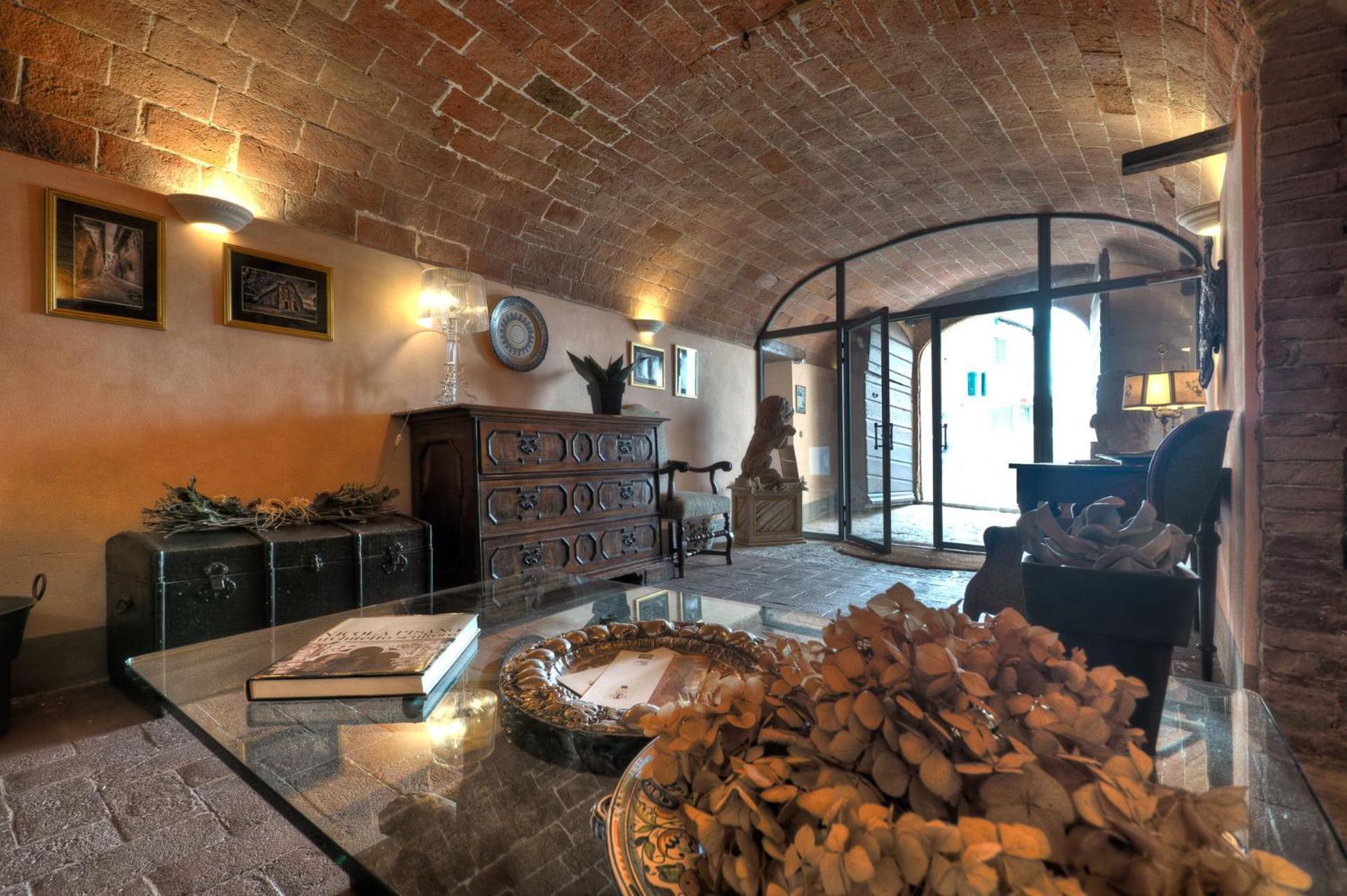 Antica Dimora Leones Acomodação com café da manhã Palaia Exterior foto